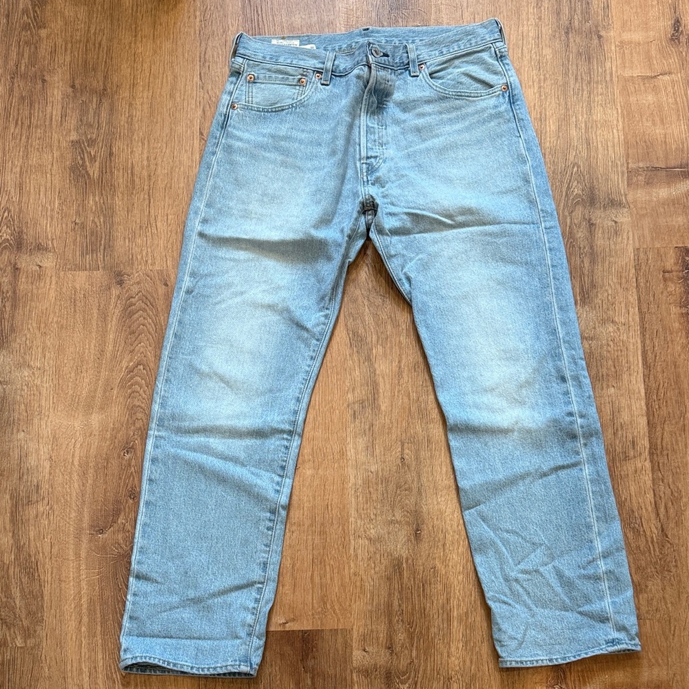 Levi's 501 Button Fly Men's Straight Jeans — Faded Light Blue Denim